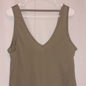 Victoria sport tank